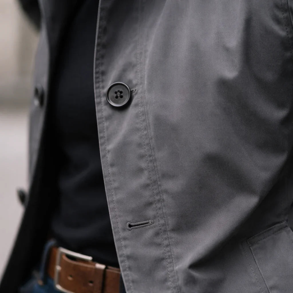 Gabardina Elegante – Alejandro