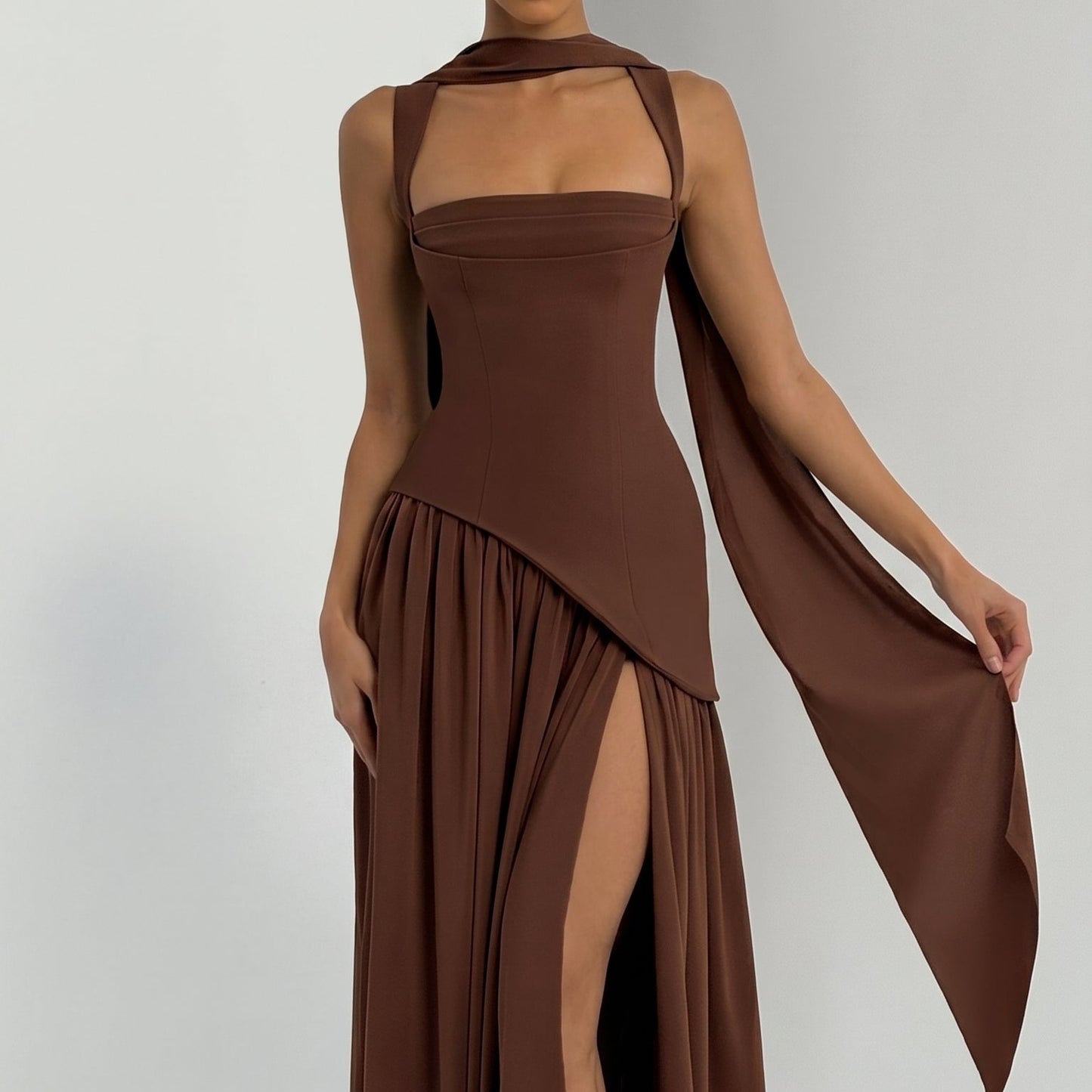 Vestido Maxi Valeria – Elegancia Esculpida